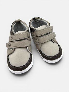 Lucky Brand Kids Gray & Dark Brown Velcro Sneakers Baby